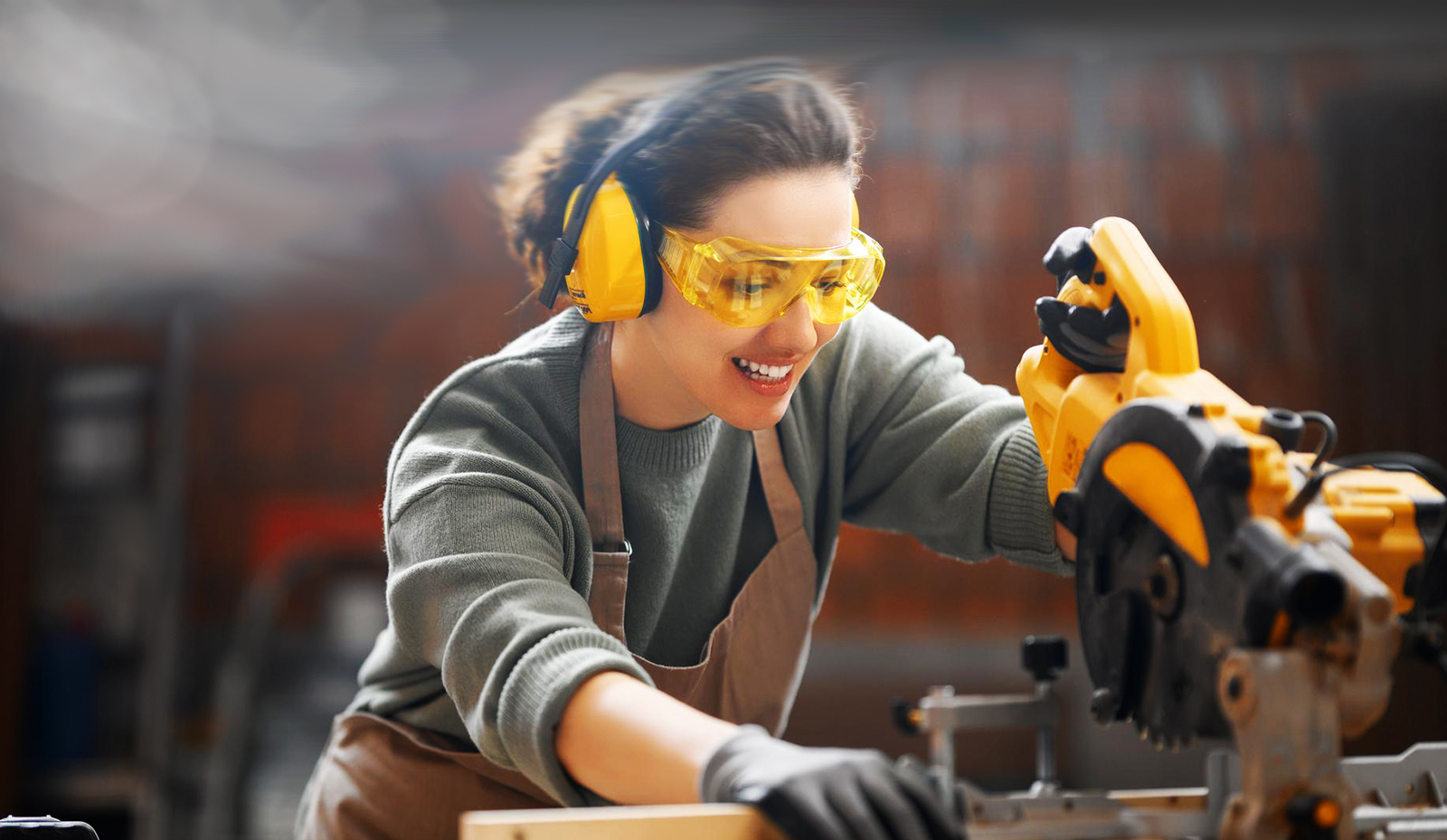 Mom Carpenter Builds Home Factory